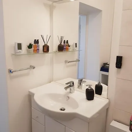 Διαμέρισμα Deluxe, Inklusive Wlan, Parkplatz Und Netflix *