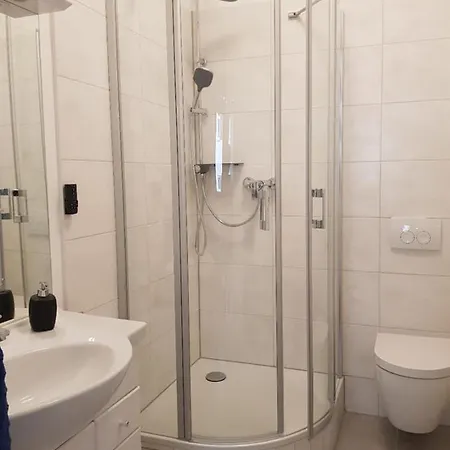 Deluxe, Inklusive Wlan, Parkplatz Und Netflix * Schleiden